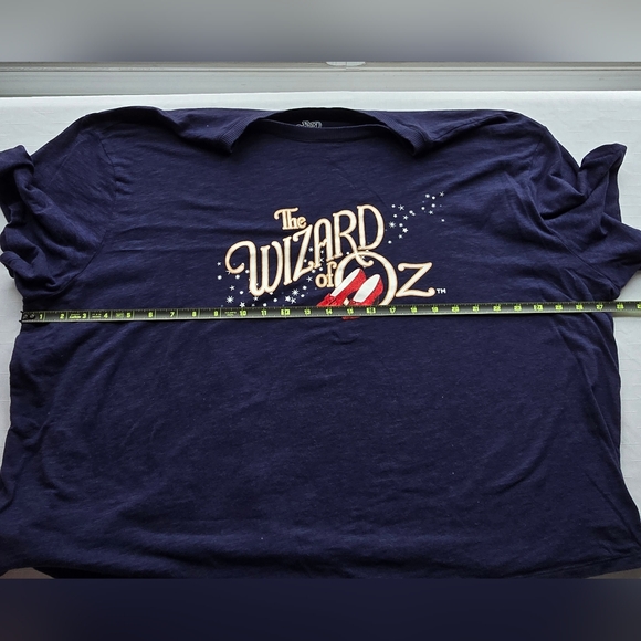 Navy Blue Wizard of Oz Graphic Crop Top - Picture 4 of 6